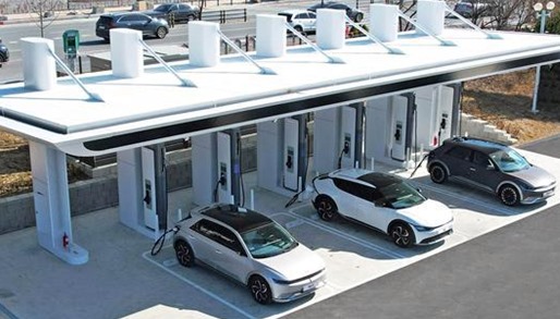 Pioneering the Future of Electric Vehicle Charging
