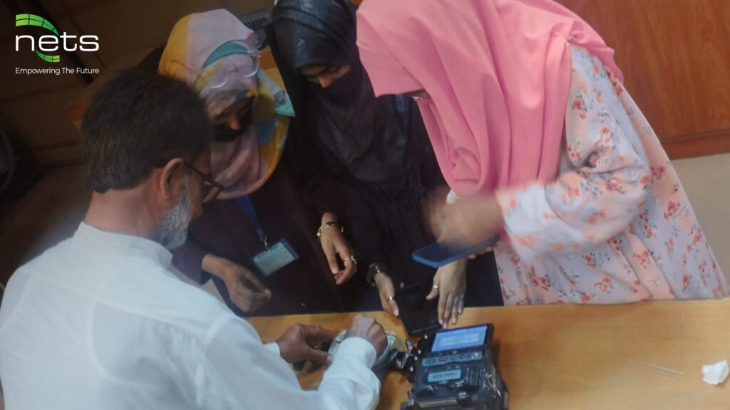 Empowering Future Telecom Leaders: Fiber Optic Training 